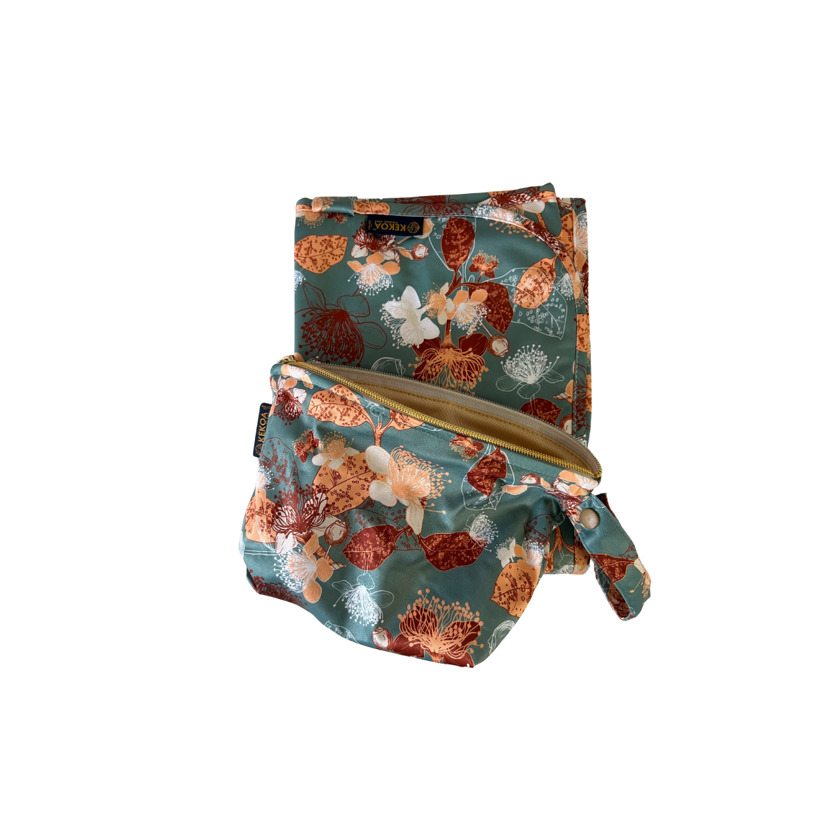 
                  
                    Matching reusable change mat and wet bag
                  
                