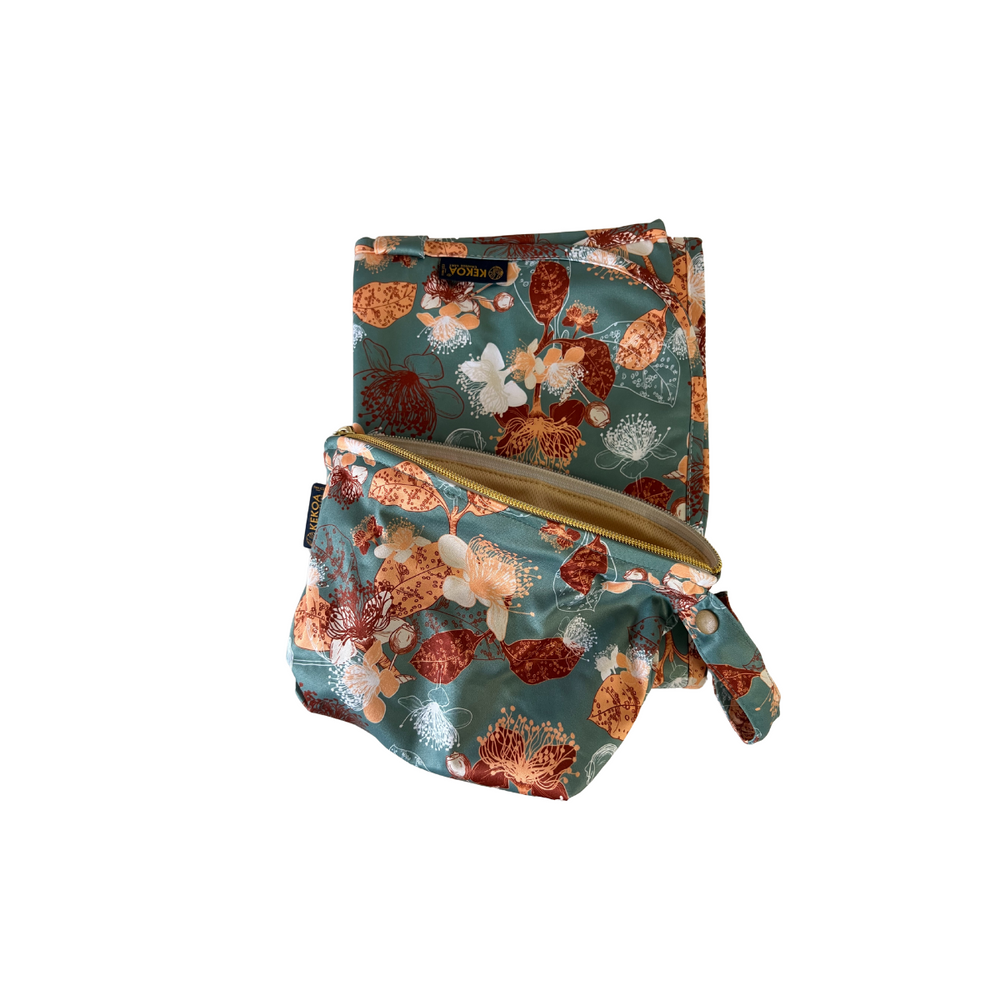 
                  
                    Wet Bag
                  
                