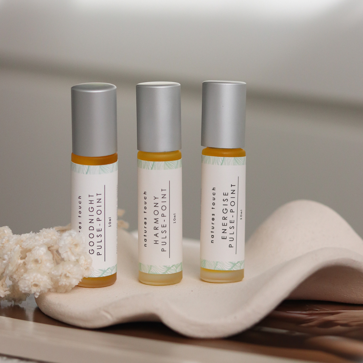 A trio of pulse points to support your daily wellbeing. Gift Box option