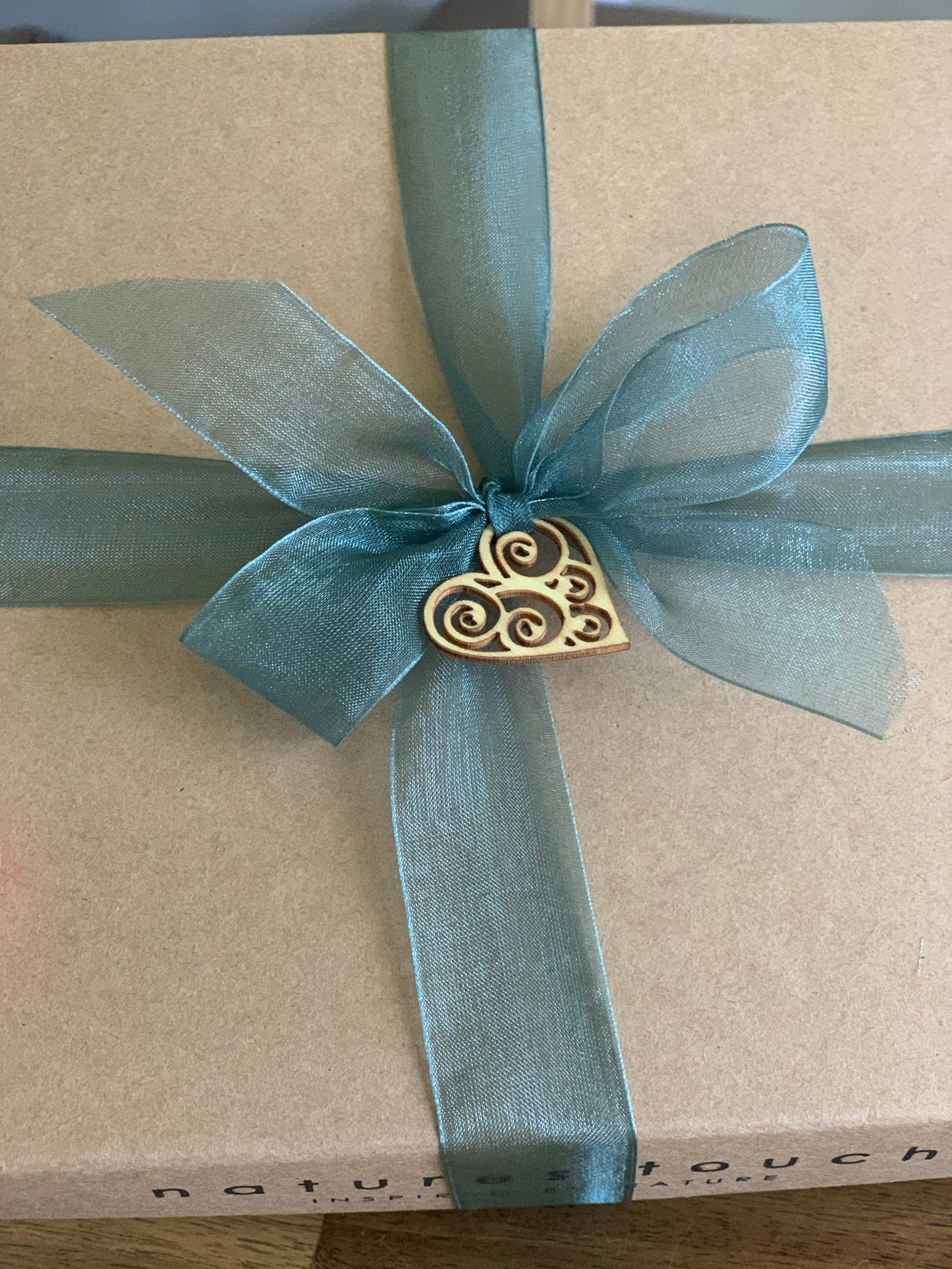 
                  
                    A thoughtful gift box for pregnancy. To natural support the physical & emotional needs one trimester at a time
                  
                